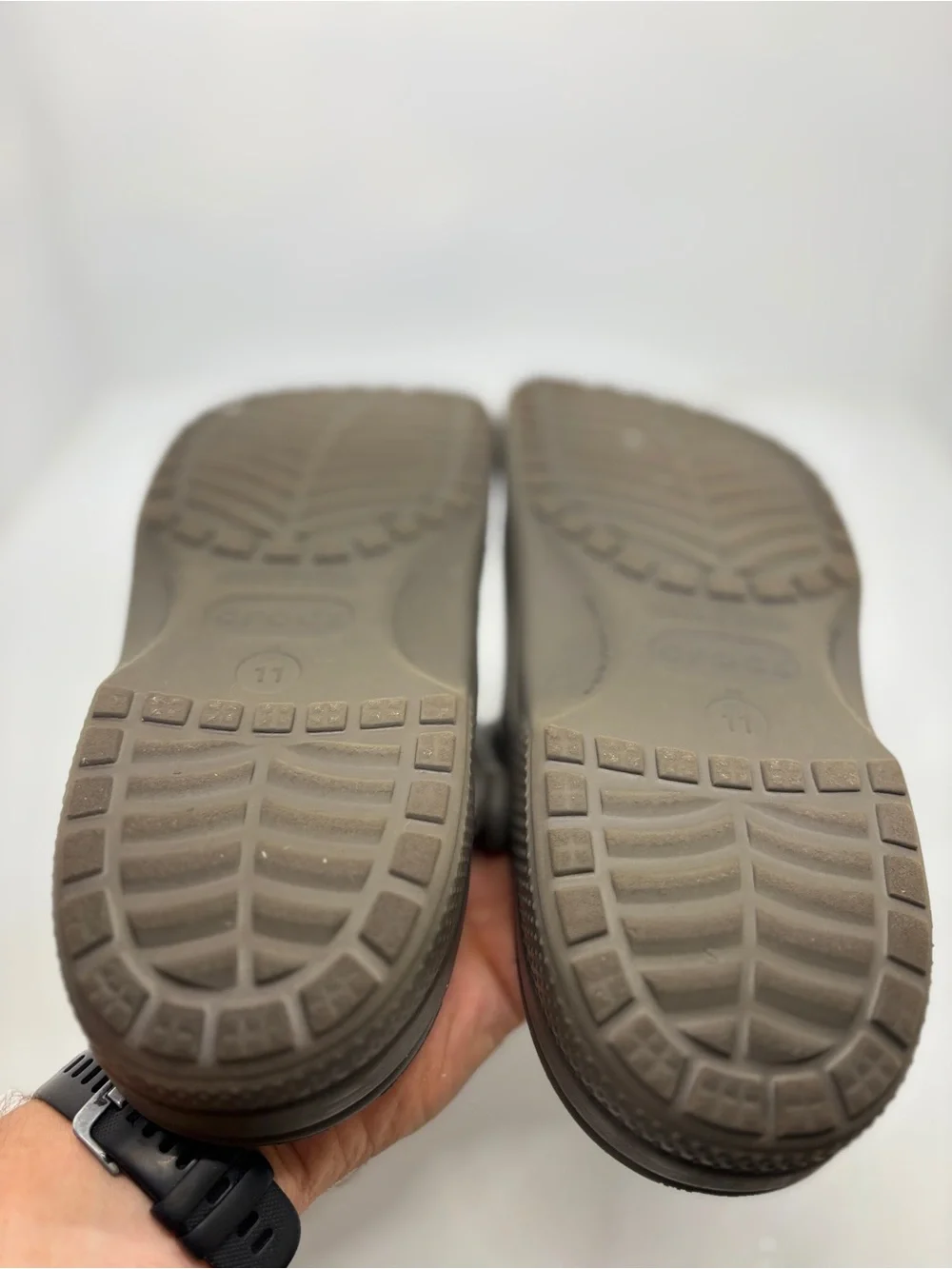 Crocs Classic Clogs Espresso Brown Men’s Size 11 Lightweight Comfort Shoes